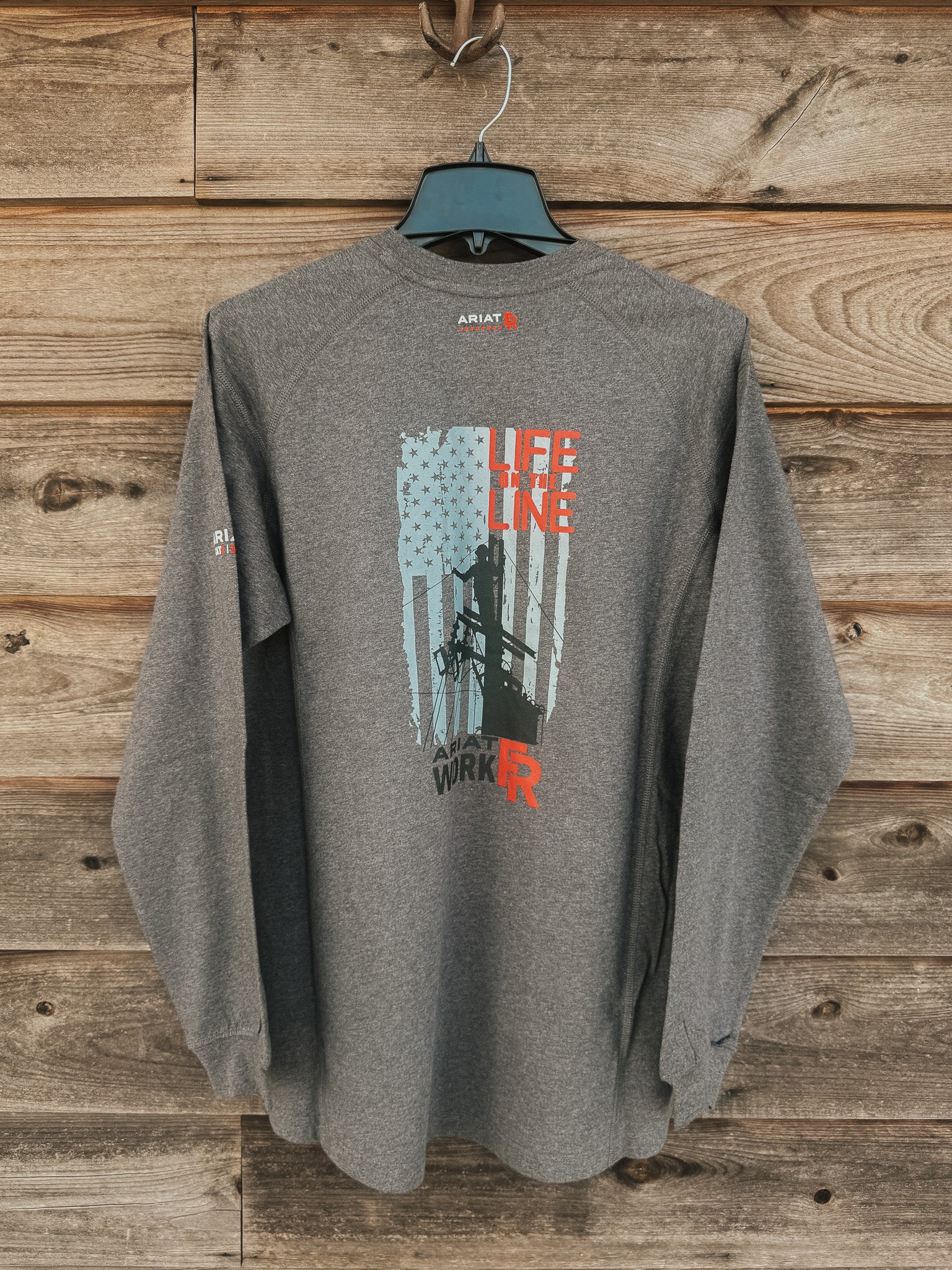 10039429 | FR Air Life on the Line Graphic T-Shirt in Charcoal Heather