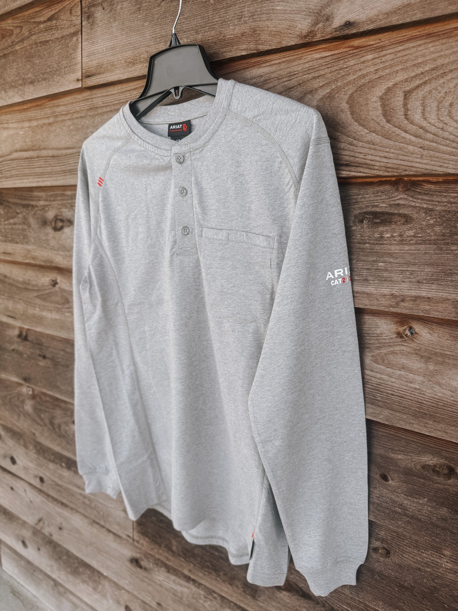 10022599 | FR Air Henley in Silver Fox Heather
