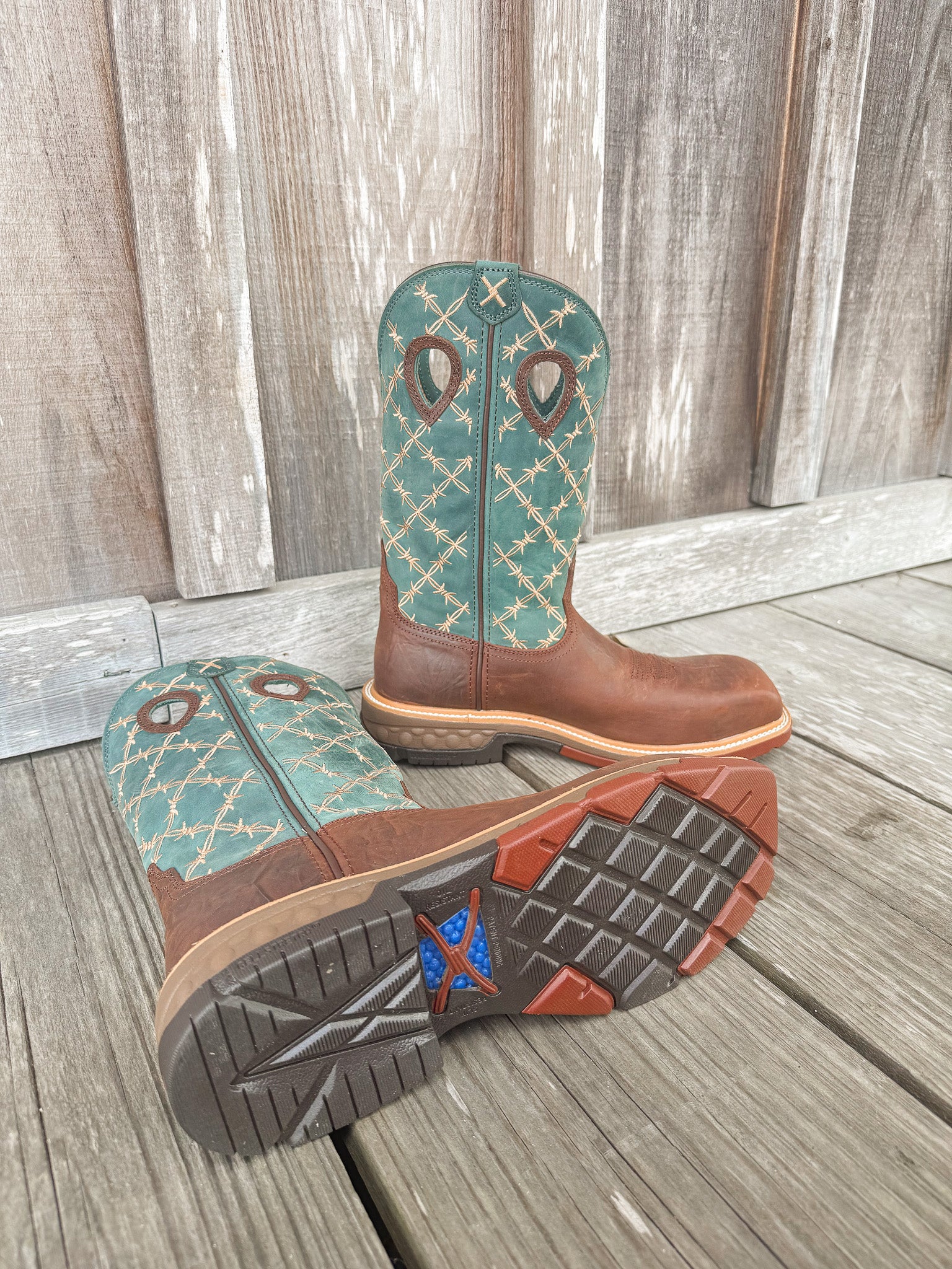 MXBN002 | Barbwire Embroidery Square Nano Composite Toe Work Boots