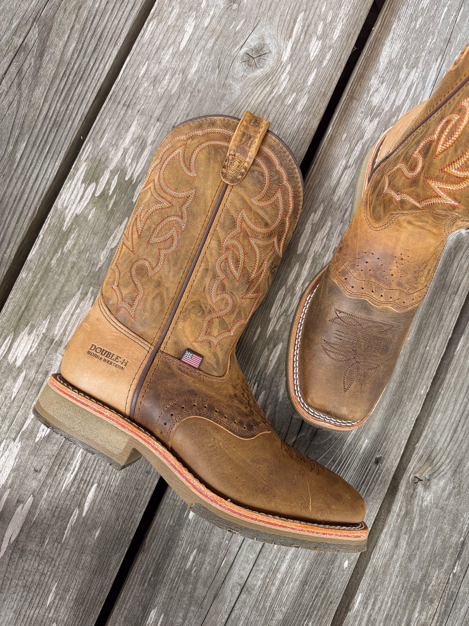 DH3567 | Dwight Square Steel Toe Work Boots