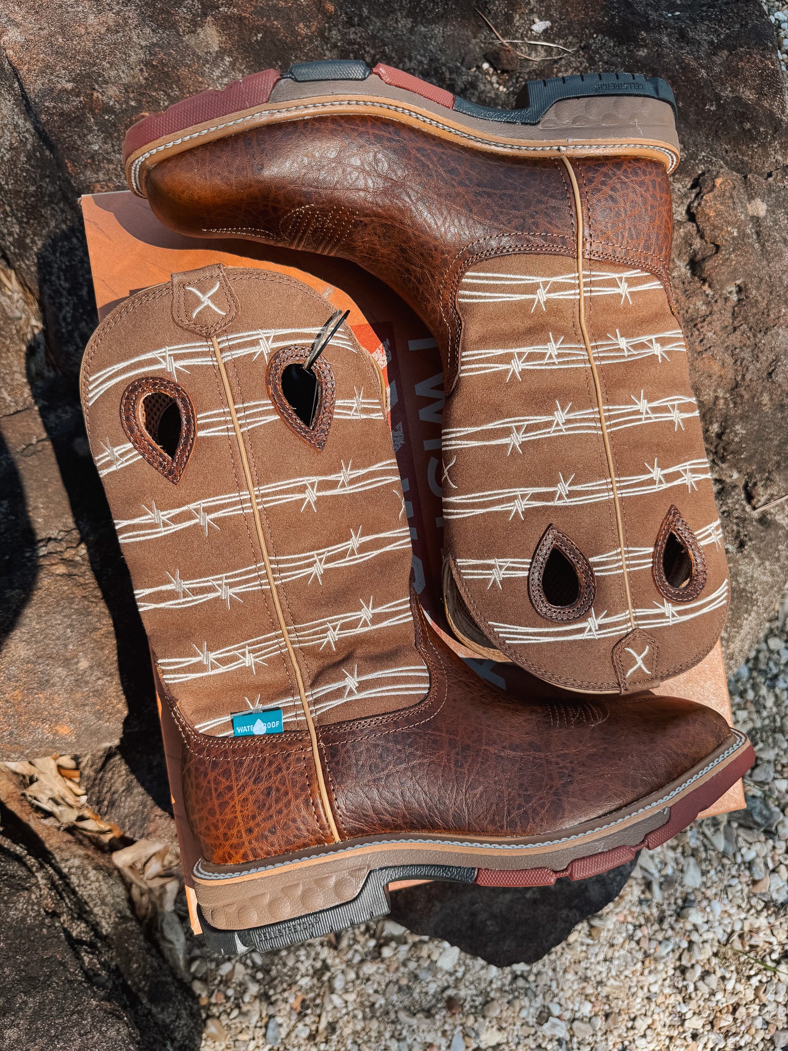 MXBAW05 | Waterproof Square Alloy Toe Work Boot