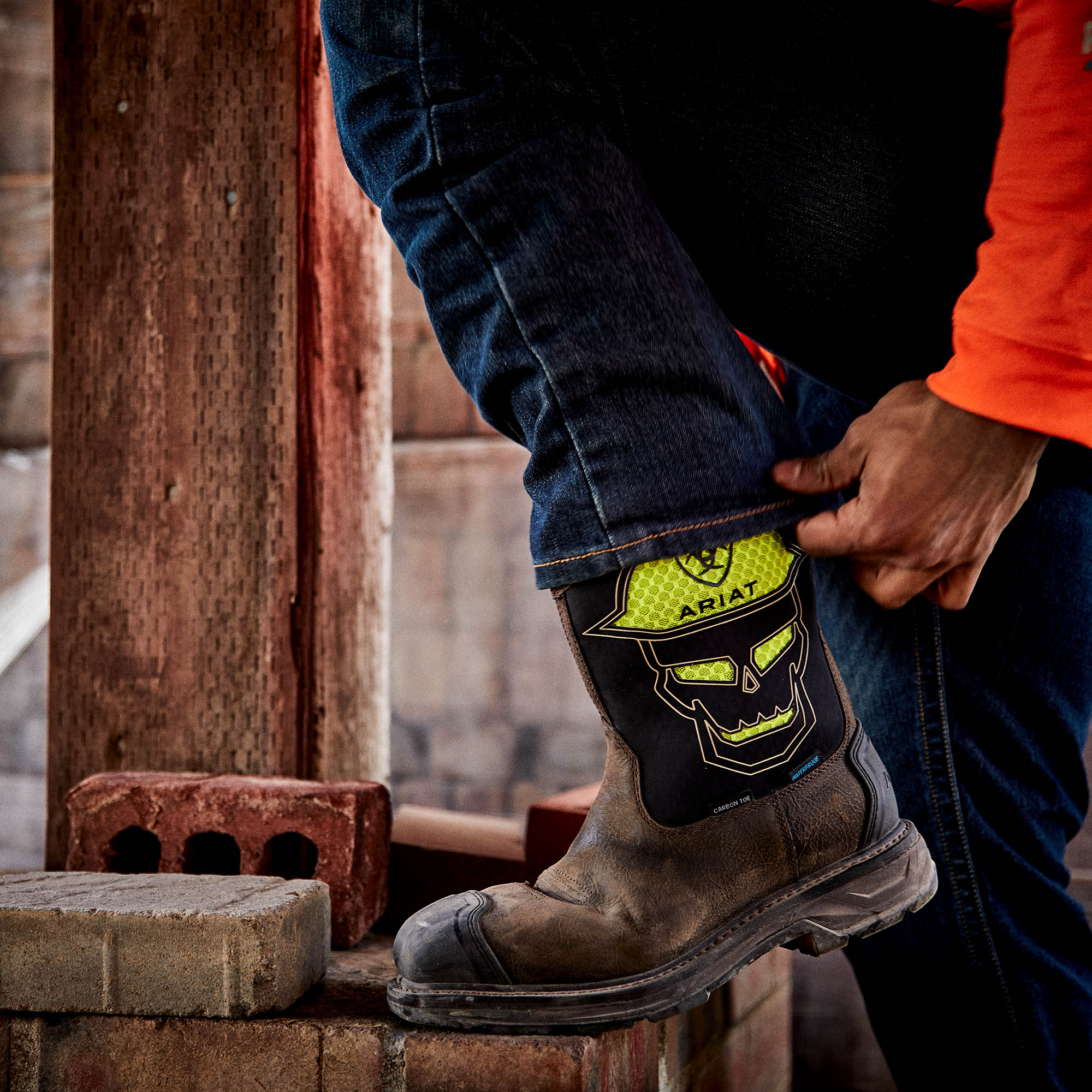 10035881 | WorkHog XT VentTEK Bold Waterproof Square Carbon Toe Work Boots