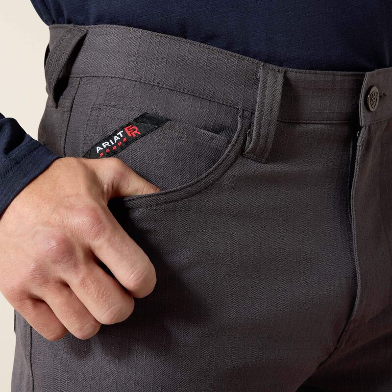 10043153 | FR M4 Relaxed Crossfire Straight Pant in Iron Grey