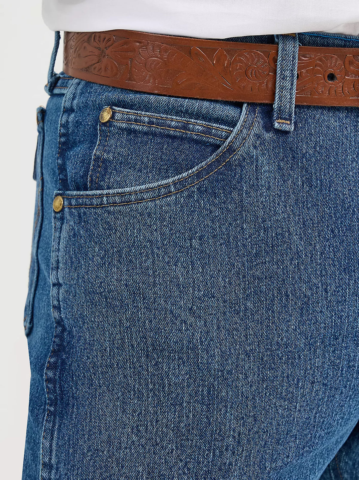 36MAVVS | Wrangler NON-FR Premium Performance Cowboy Cut Cool Vantage Jeans