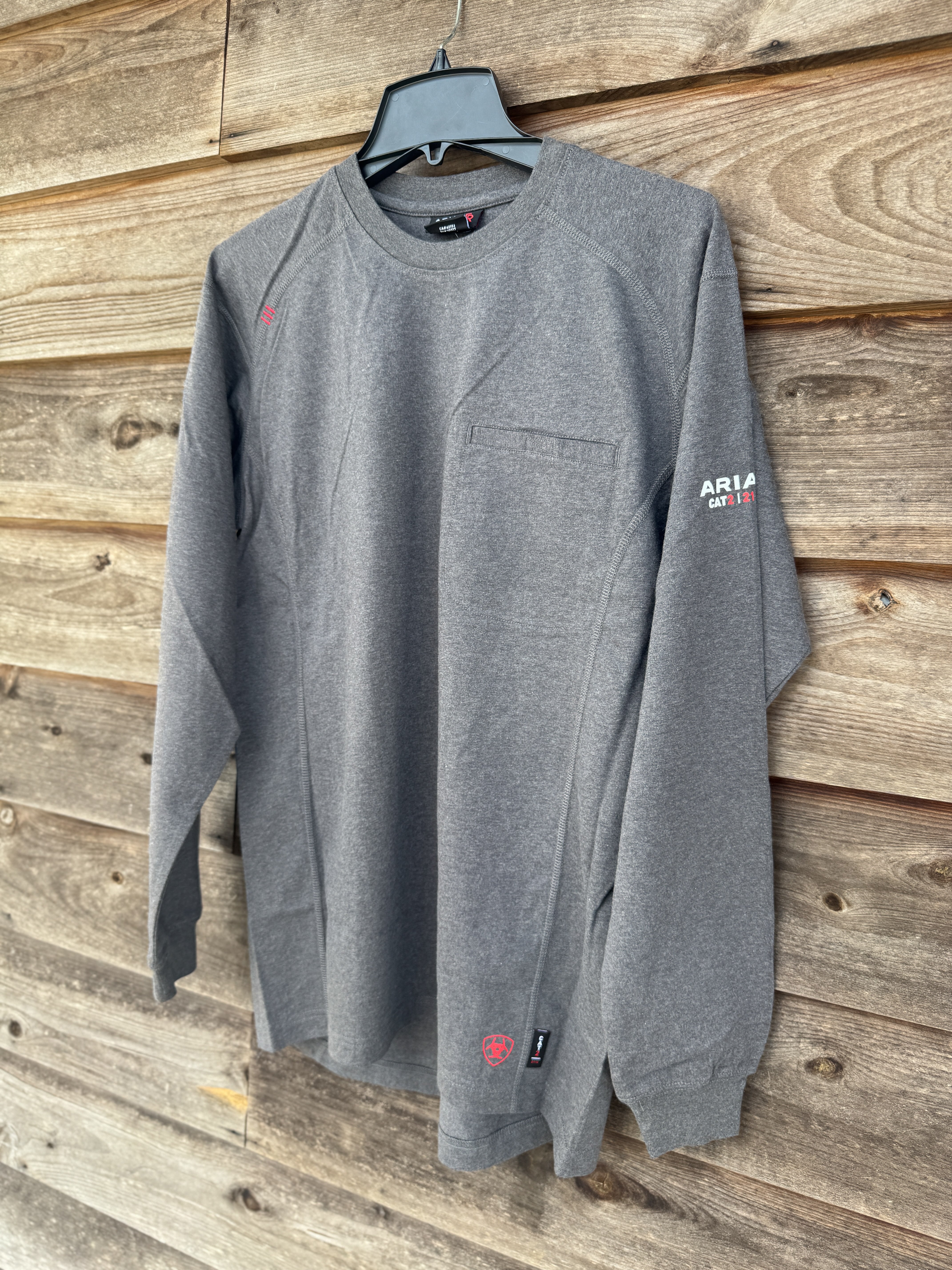 10062314 | FR Air Lineman T-Shirt in Charcoal