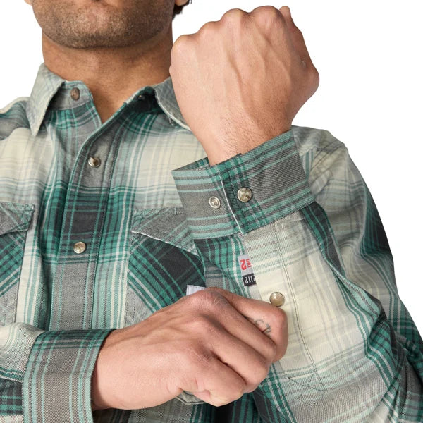 107070-BF6 | FR Montana Relaxed Fit Midweight Twill Snap Front Shirt