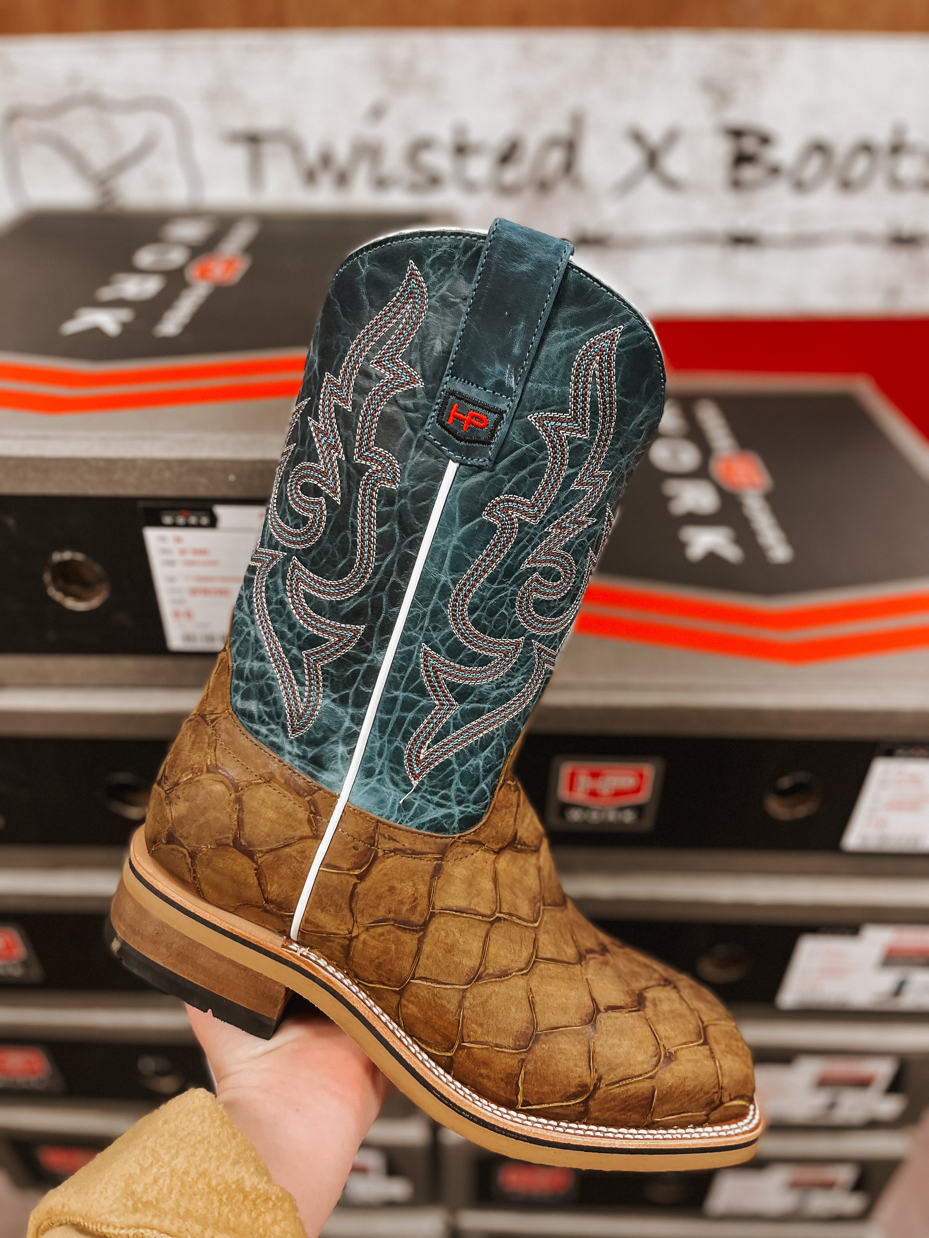 HPW2500 | Honey Fish Print Square Steel Toe Work Boots