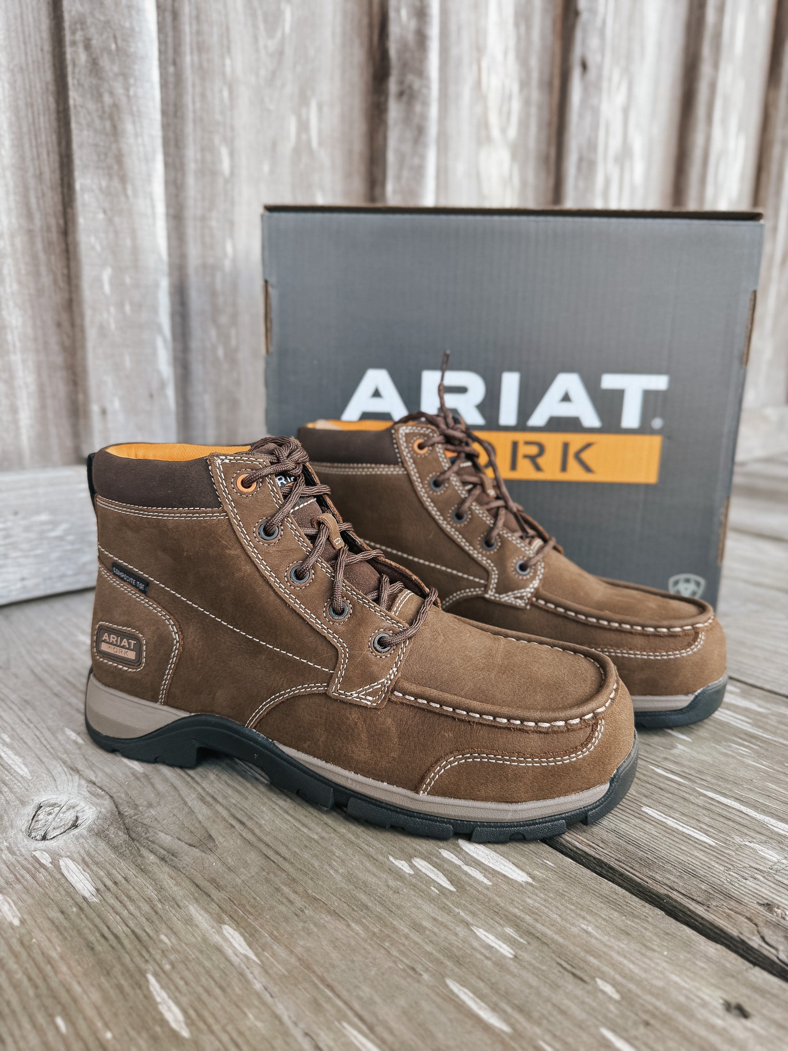 10073366 | Edge Chukka 6" Composite Toe Work Boot