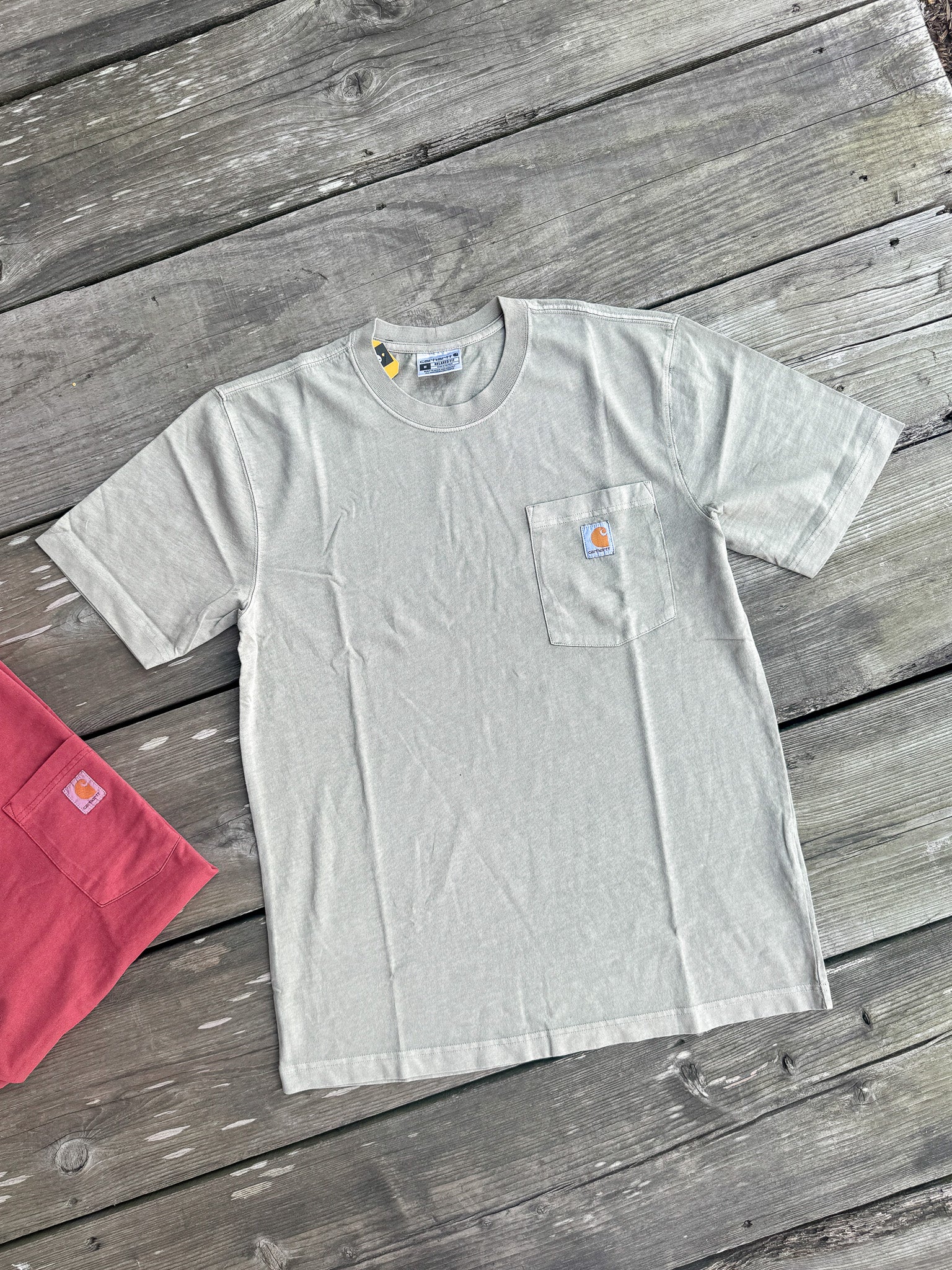 106252-E00 | Re-Engineered Relaxed Fit Lightweight Garment Dyed T-Shirt in Greige