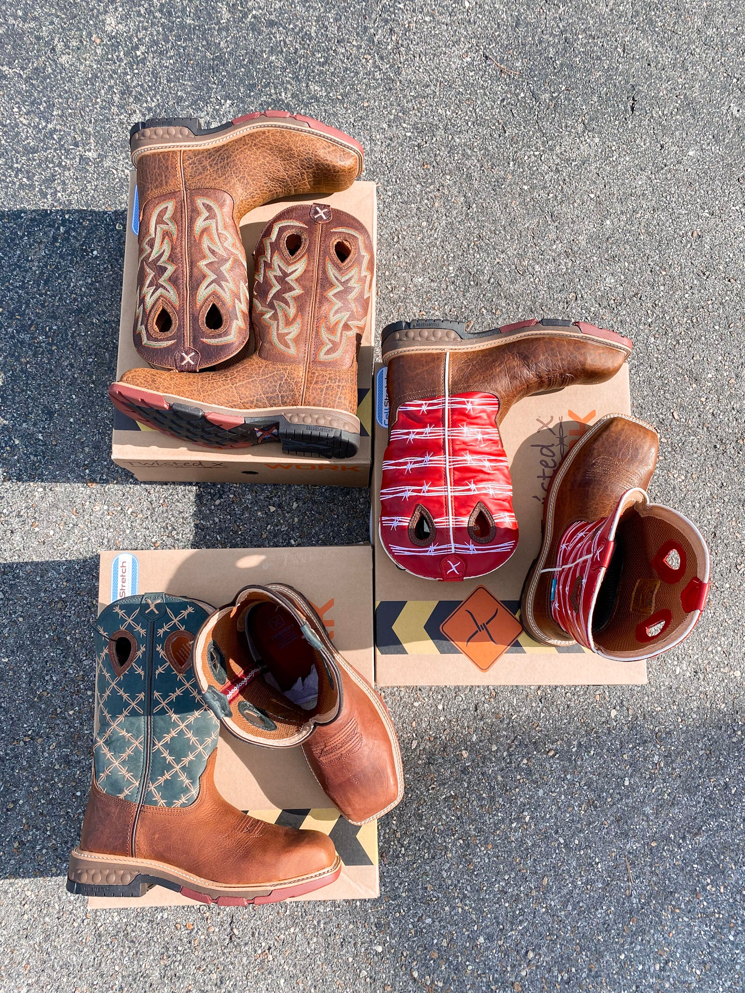 MXBN002 | Barbwire Embroidery Square Nano Composite Toe Work Boots