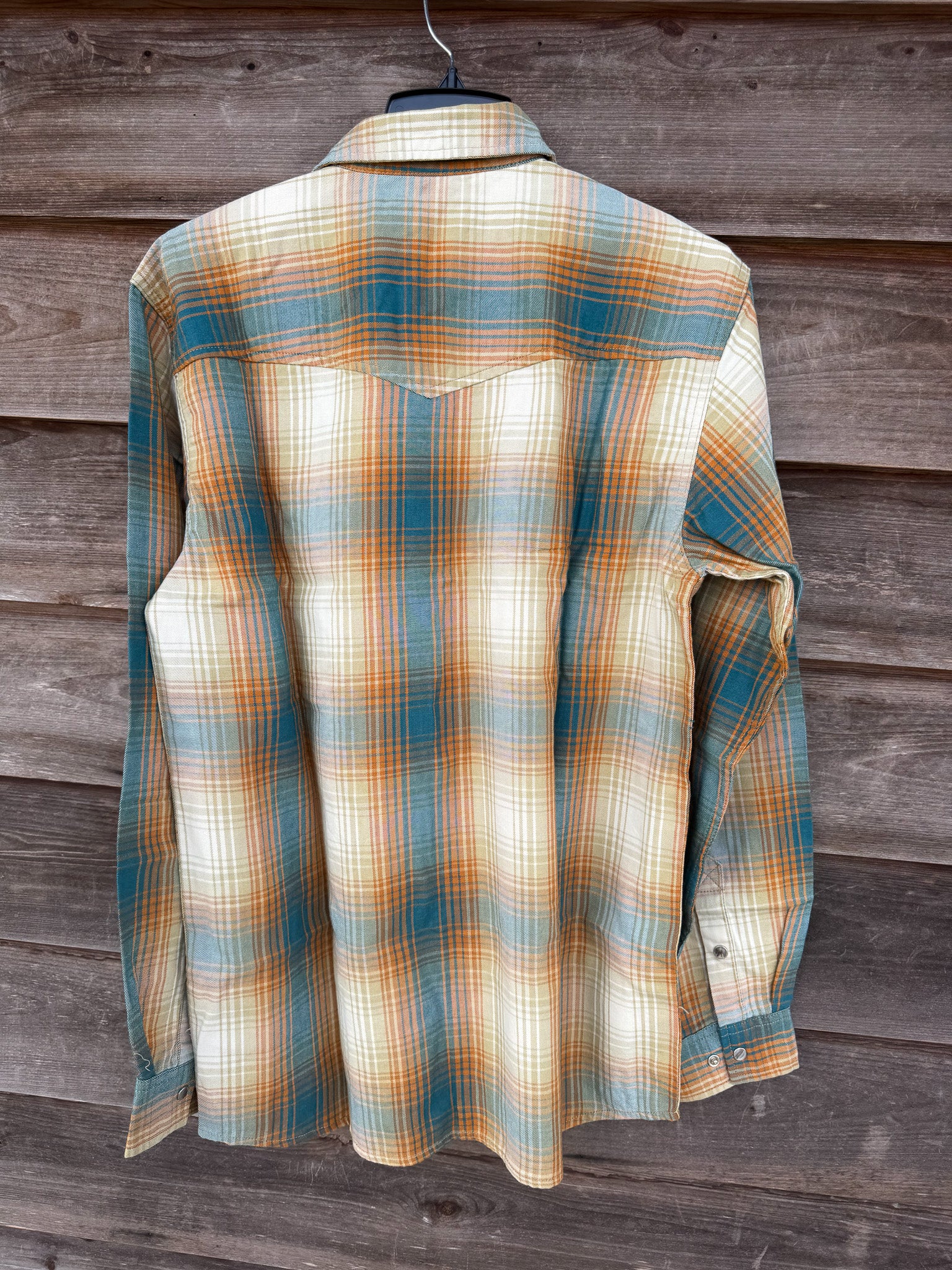 107070-N62 | FR Montana Relaxed Fit Midweight Twill Snap Front Shirt