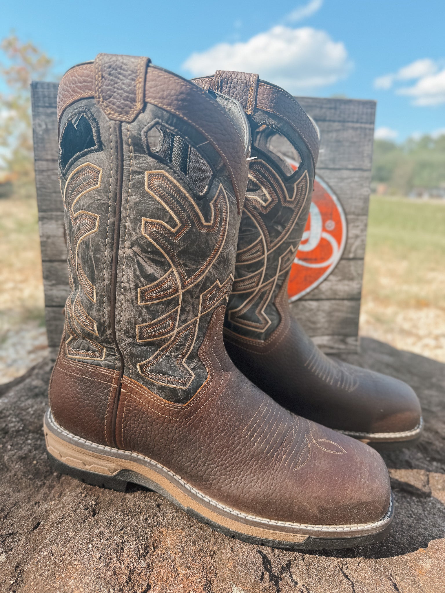 6910 | Laredo Nazca Square Steel Toe Work Boots