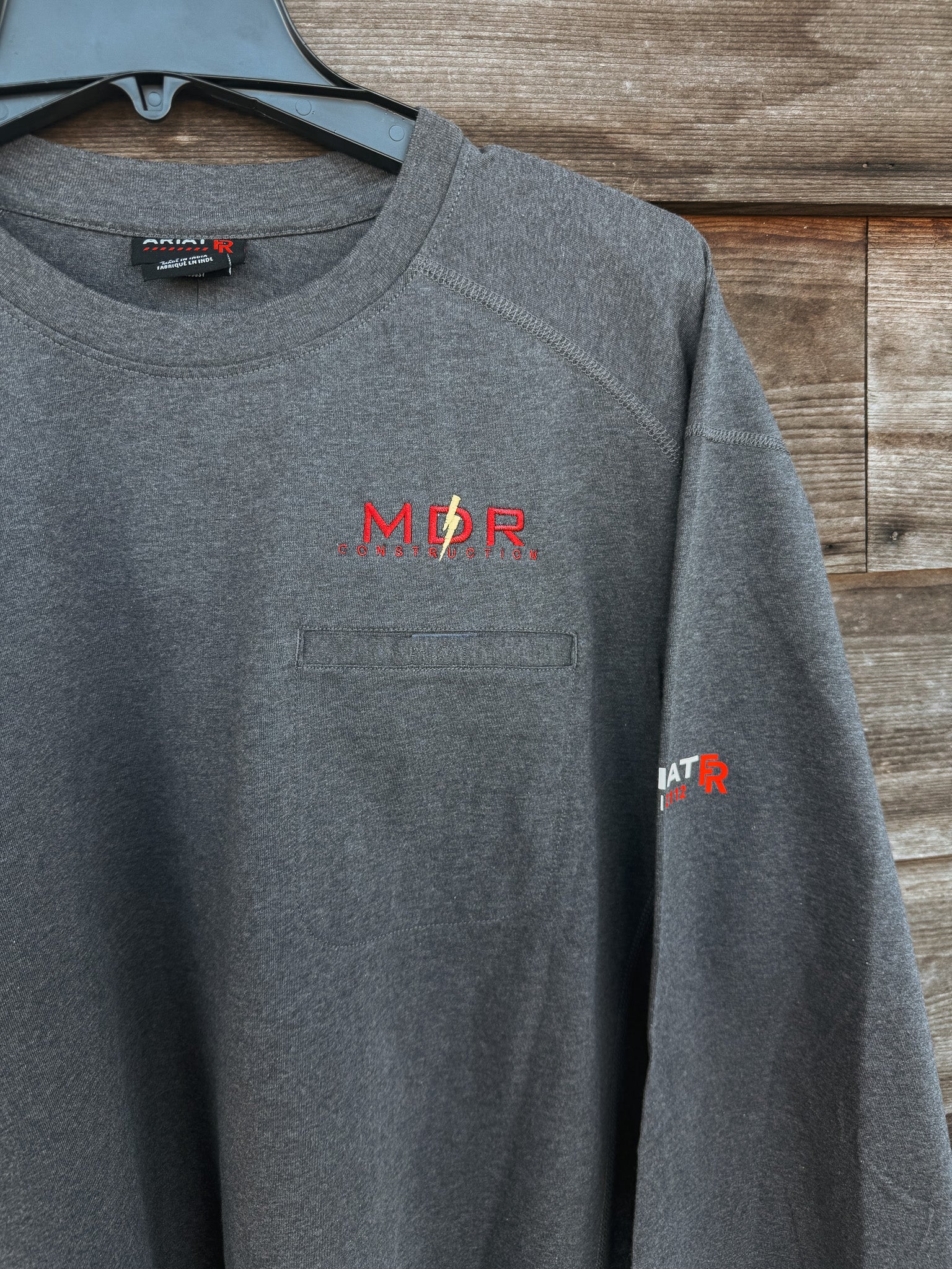 READY TO SHIP - SIZE 2XL TALL ★ 10062314 | FR Air Lineman T-Shirt in Charcoal