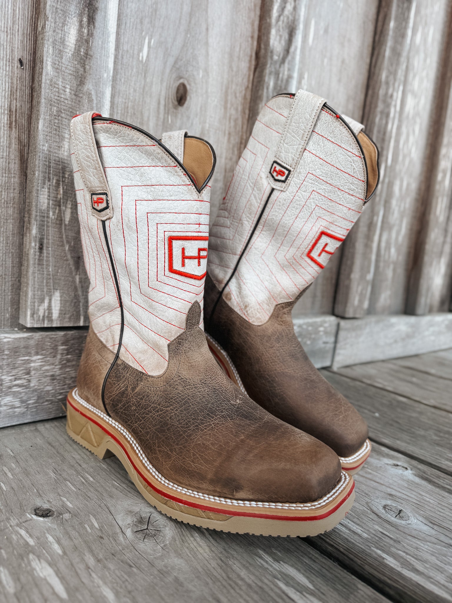 HPW2514 | Earth Distressed Bison Square Steel Toe Work Boots