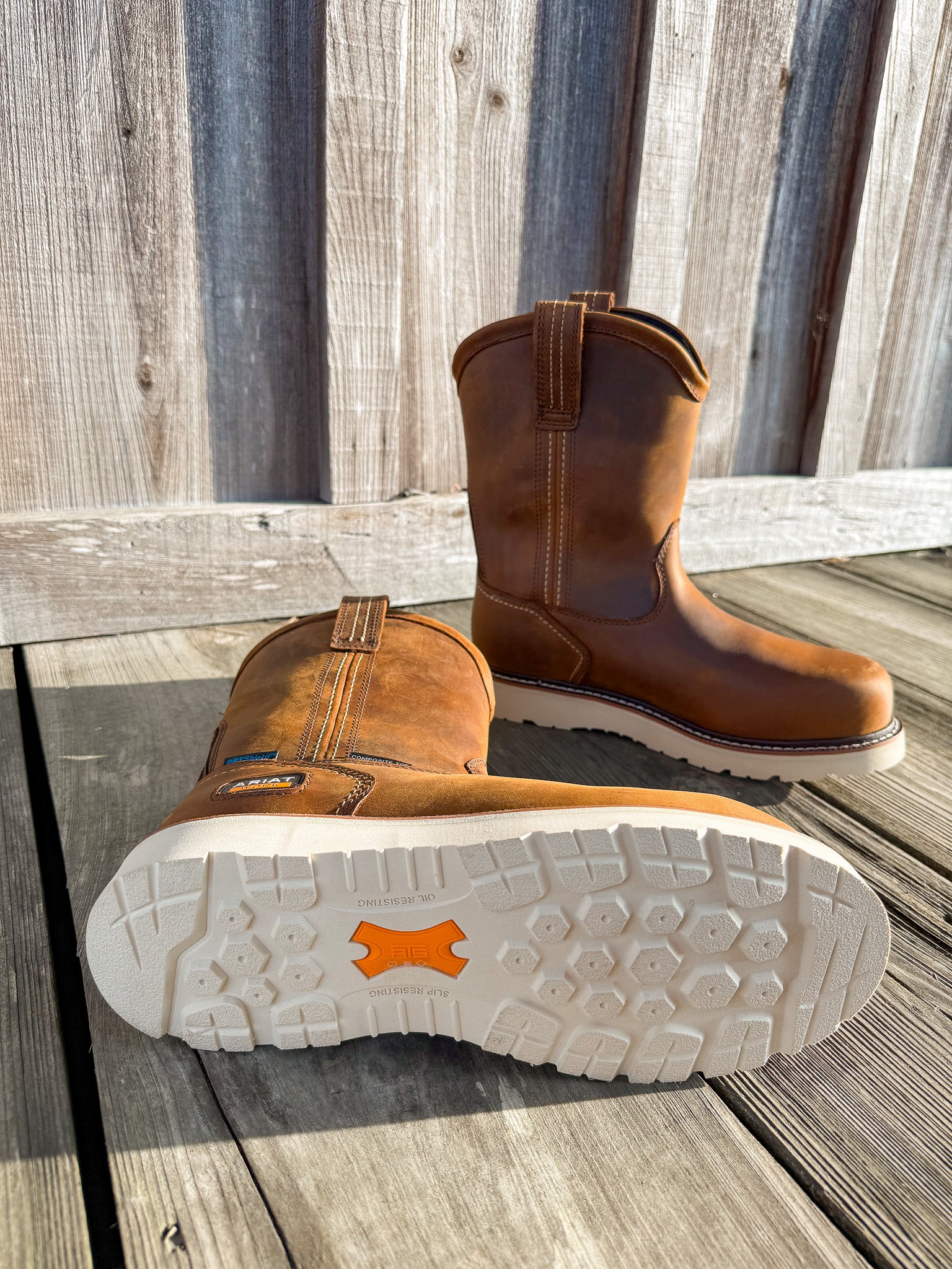 10053613 | Rebar Wedge Waterproof Round Composite Toe Work Boots