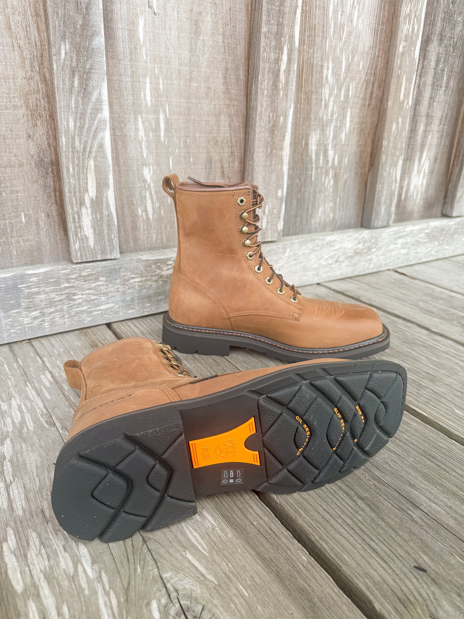 10011917 | Cascade 8" Wide Square Steel Toe Work Boots