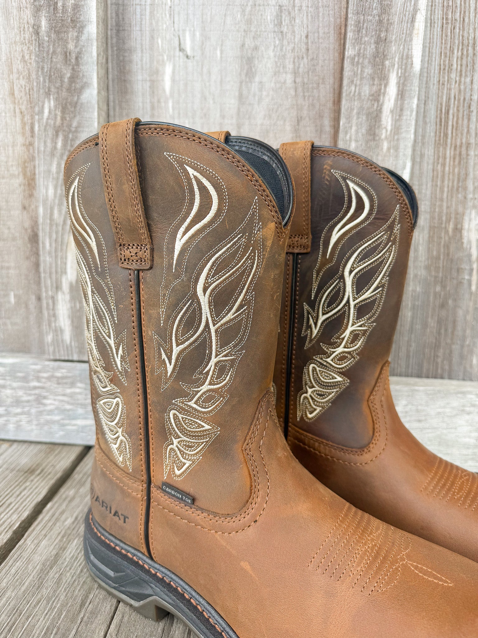 10046931 | WorkHog XT Phoenix Square Carbon Toe Work Boots