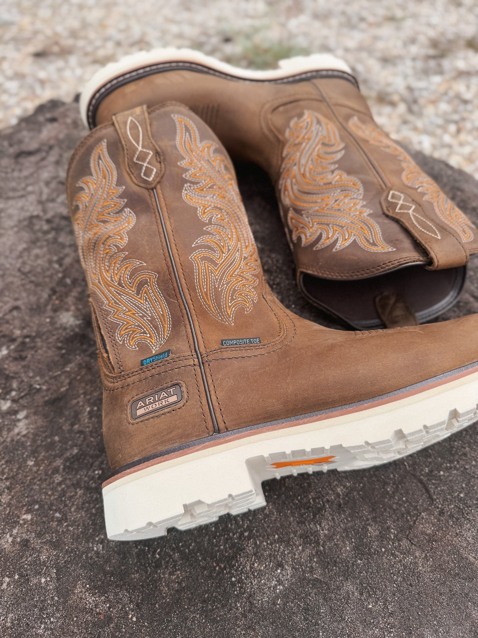 10063861 | Activator Argo Waterproof Round Composite Toe Work Boots