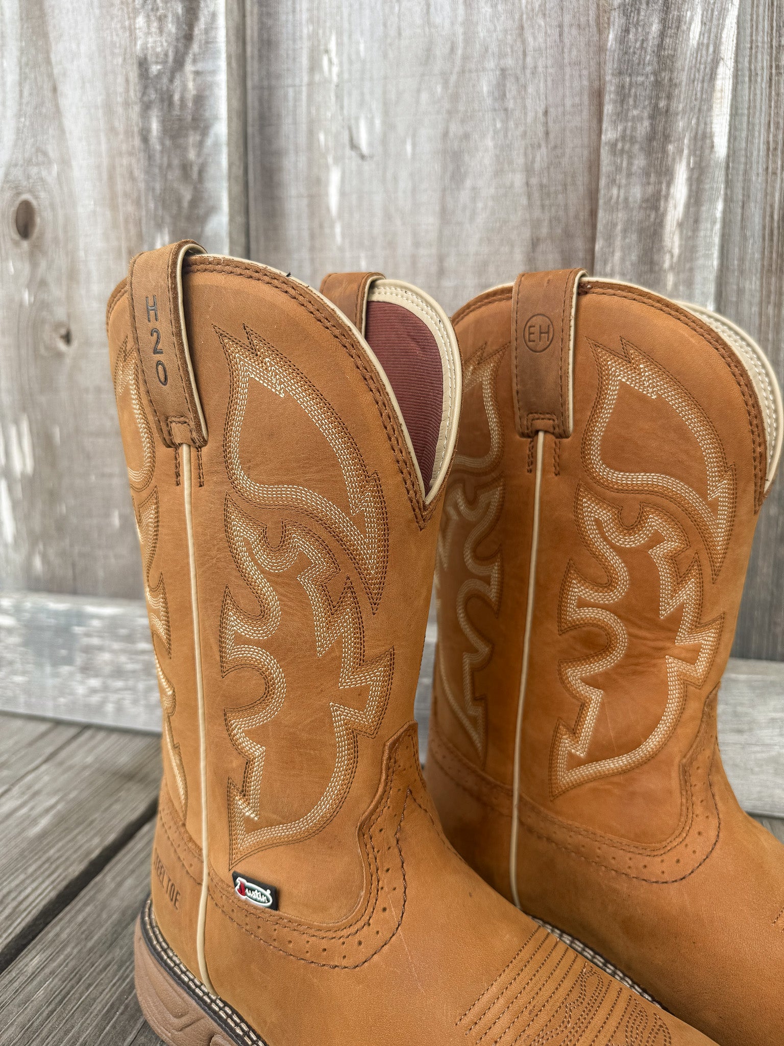 WK4331 | Stampede Rush Waterproof Square Steel Toe Work Boots