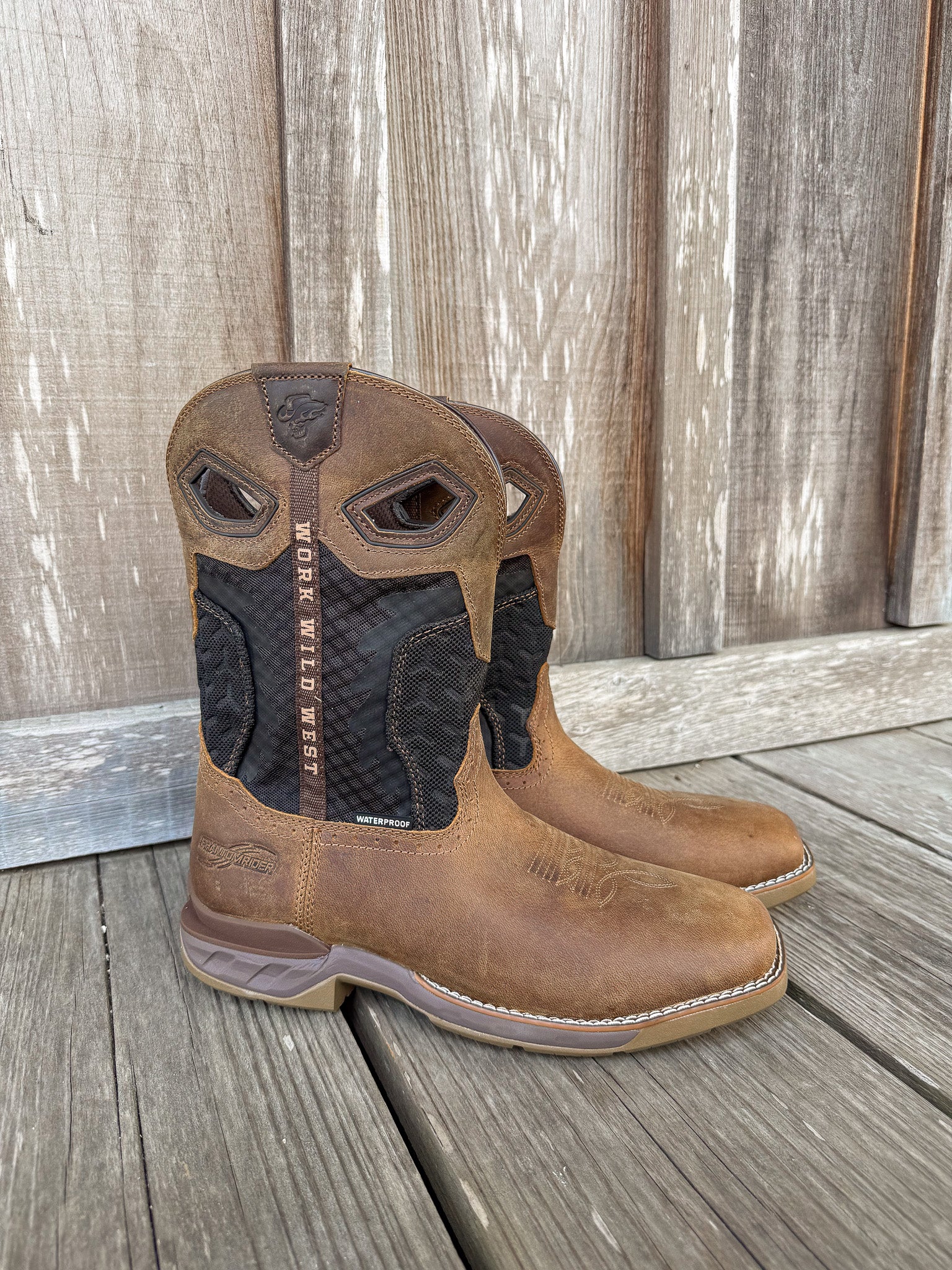 DH5376 | Phantom Rider Zenon Waterproof Square Toe Work Boots