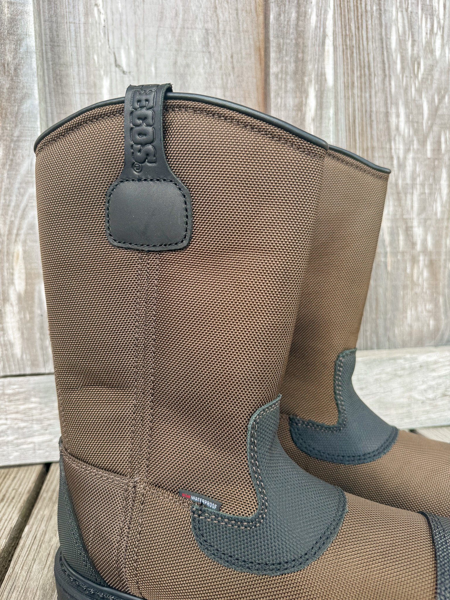 2499 | *Maxbond Waterproof Steel Toe Work Boots