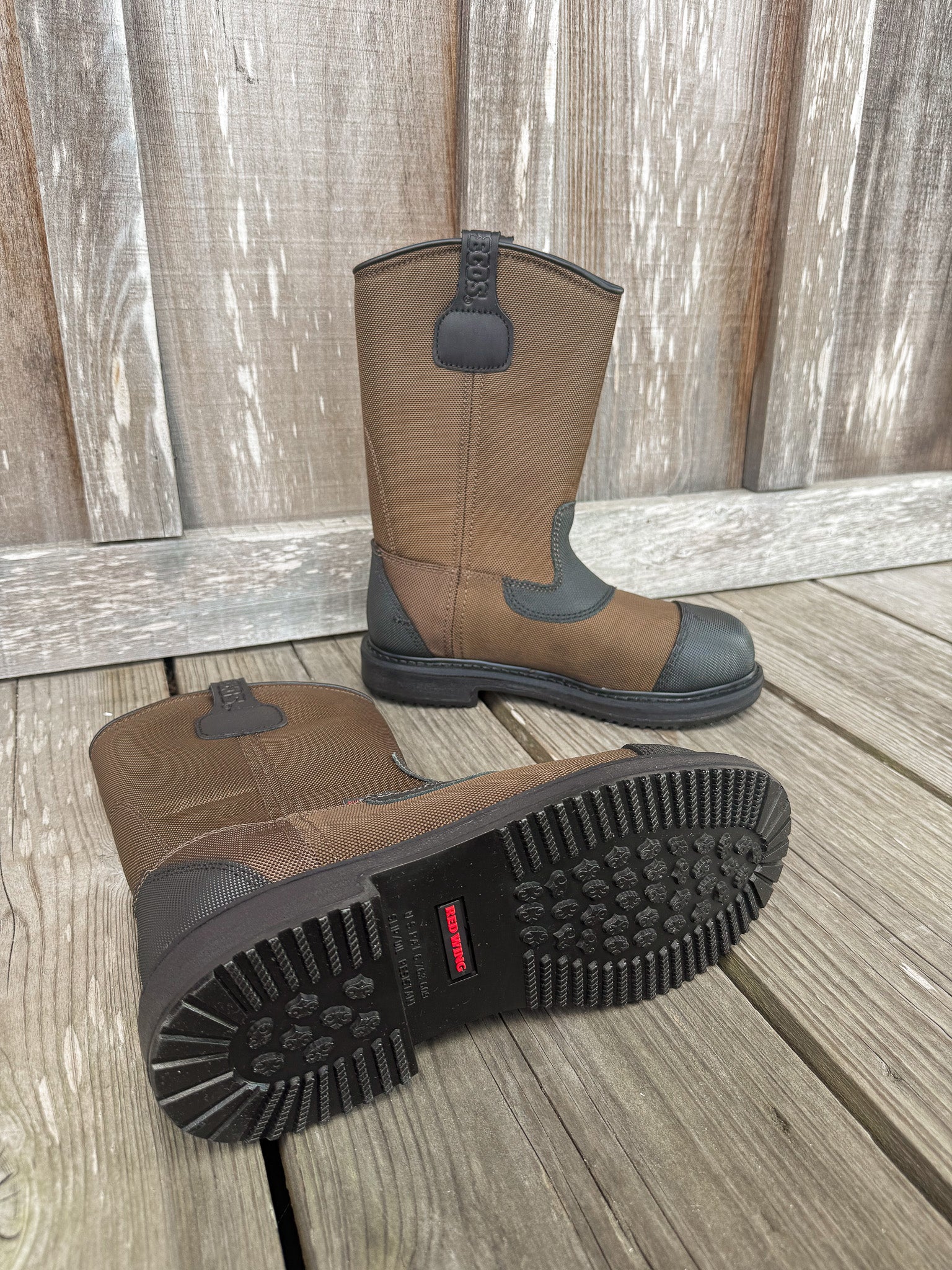 2499 | *Maxbond Waterproof Steel Toe Work Boots