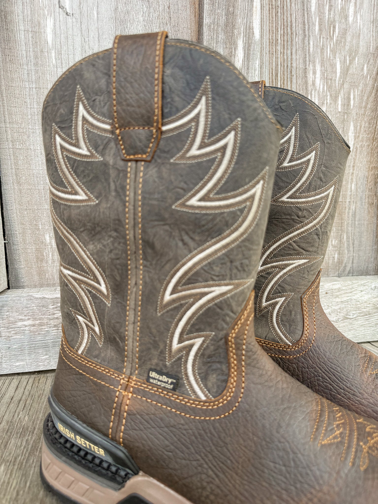 83992 | Two Harbors Waterproof Safety Toe Work Boots