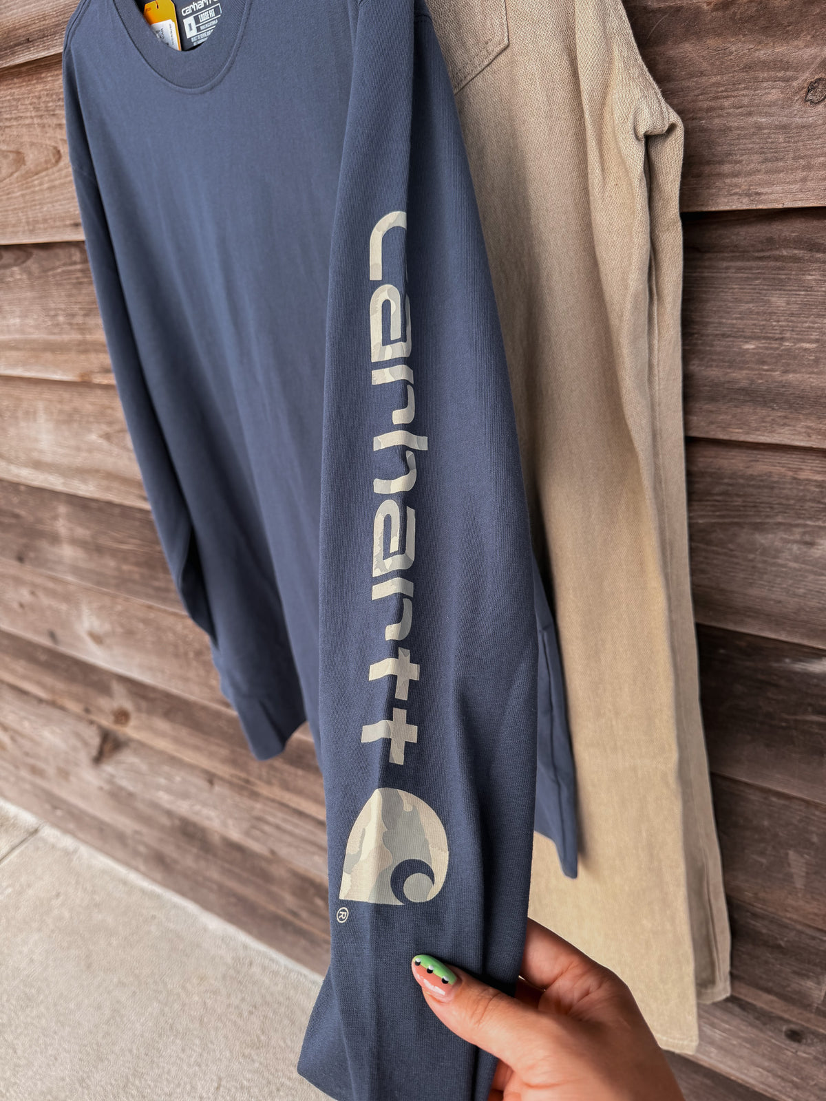 K231-EE7 | Dearborn Camo Logo T-Shirt in Superstorm