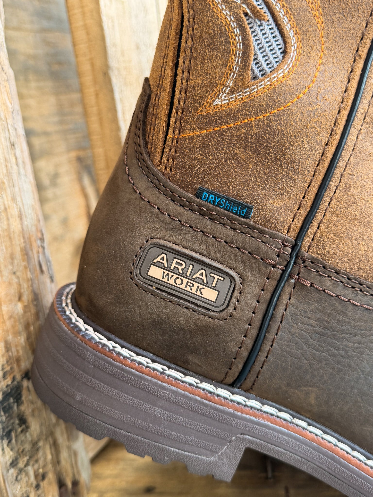 10061120 | Activator VentTEK Waterproof Square Toe Work Boots