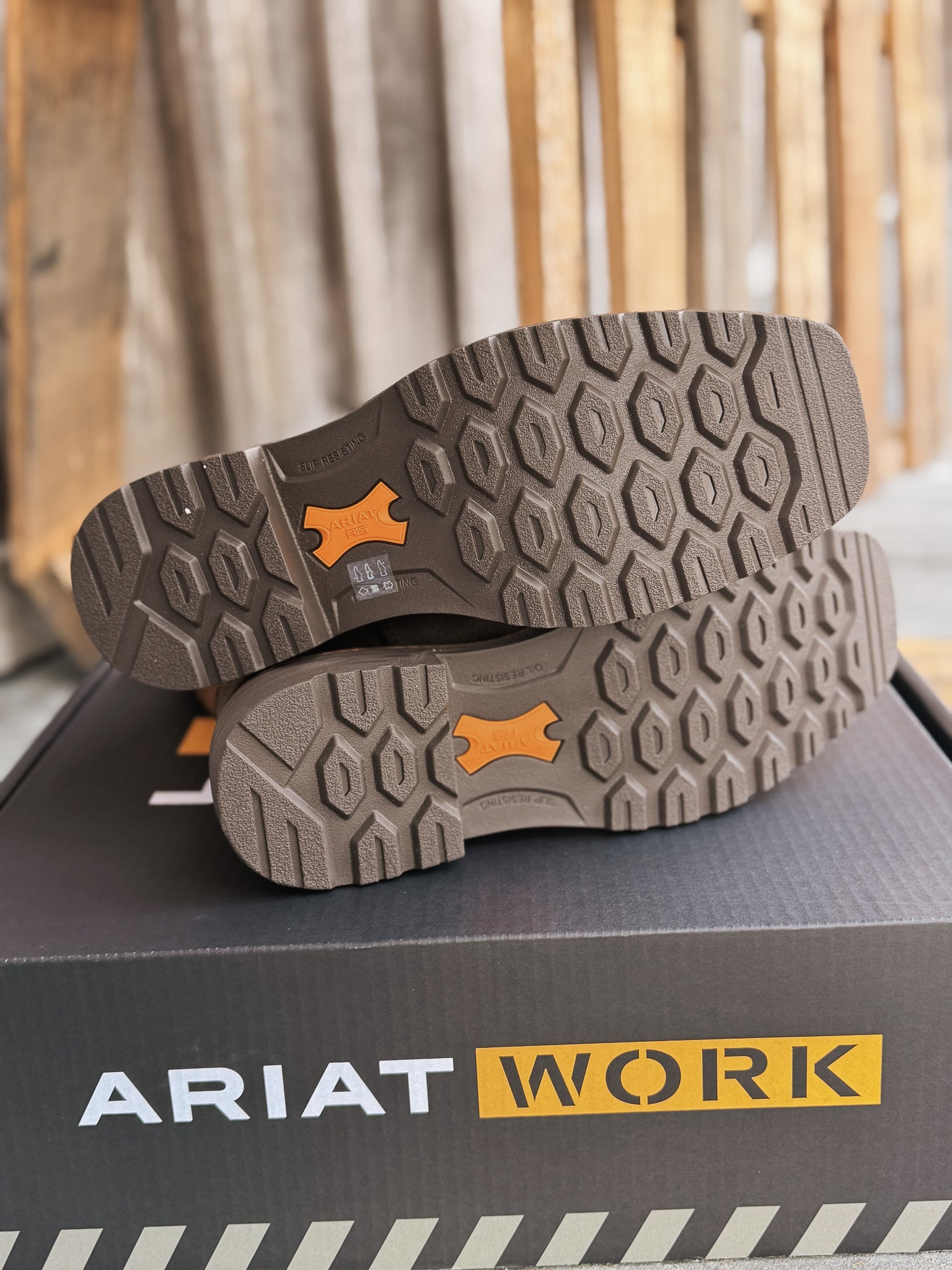 10061120 | Activator VentTEK Waterproof Square Toe Work Boots