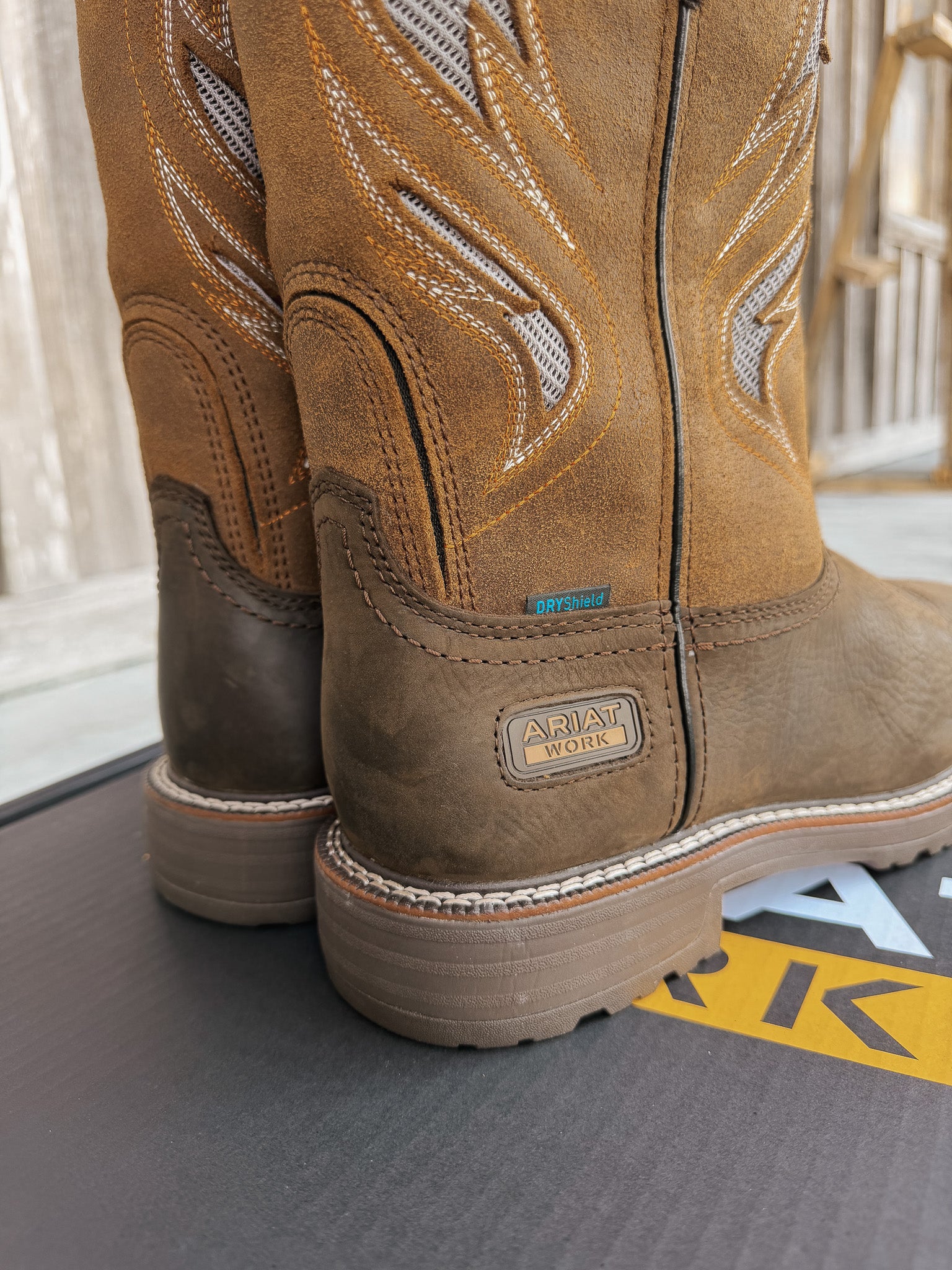 10061120 | Activator VentTEK Waterproof Square Toe Work Boots