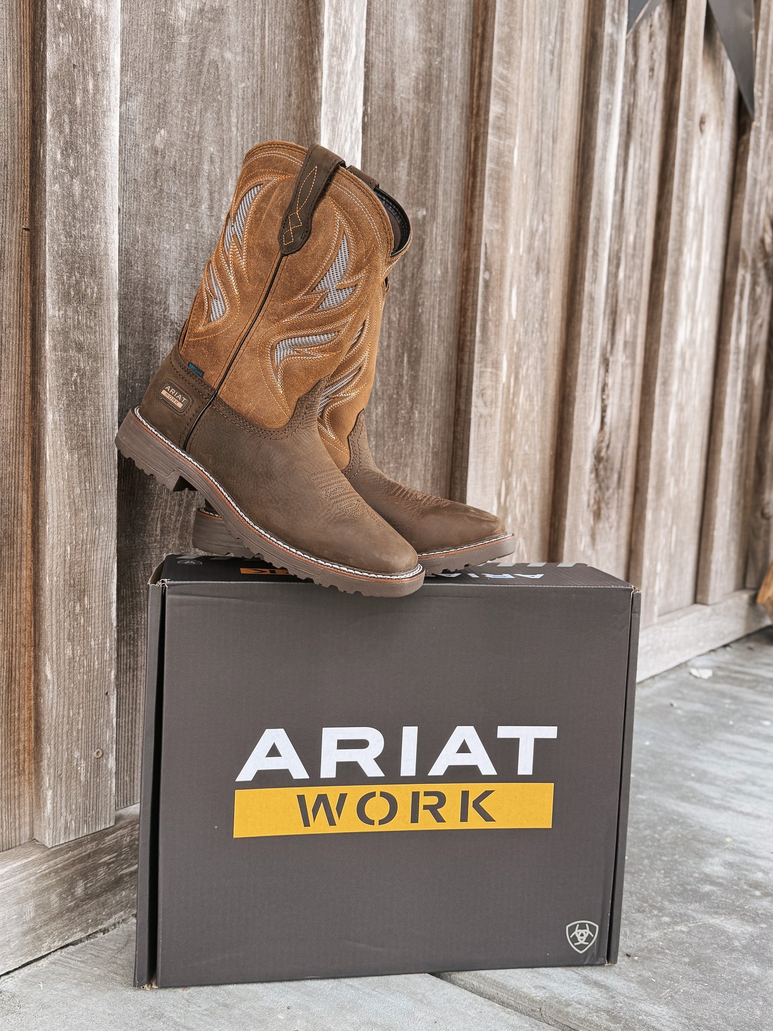 10061120 | Activator VentTEK Waterproof Square Toe Work Boots