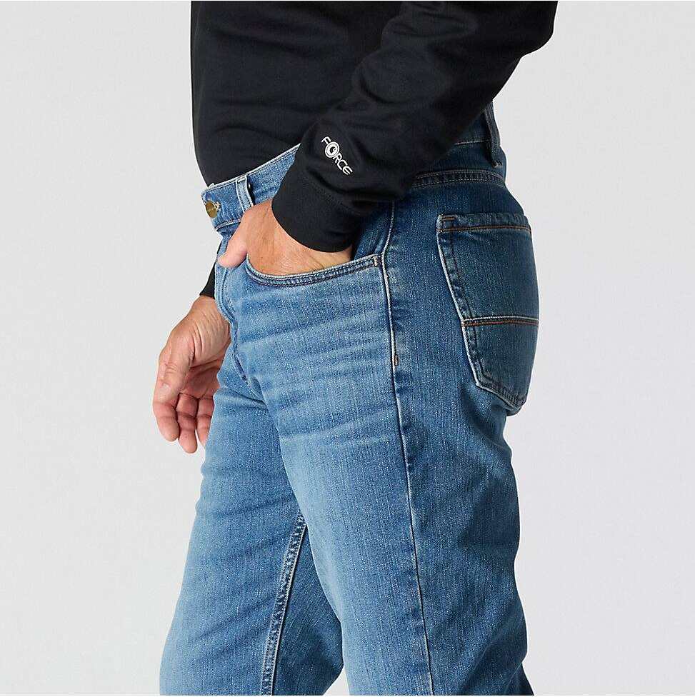 105079 | FR Relaxed Straight Rugged Flex Jean