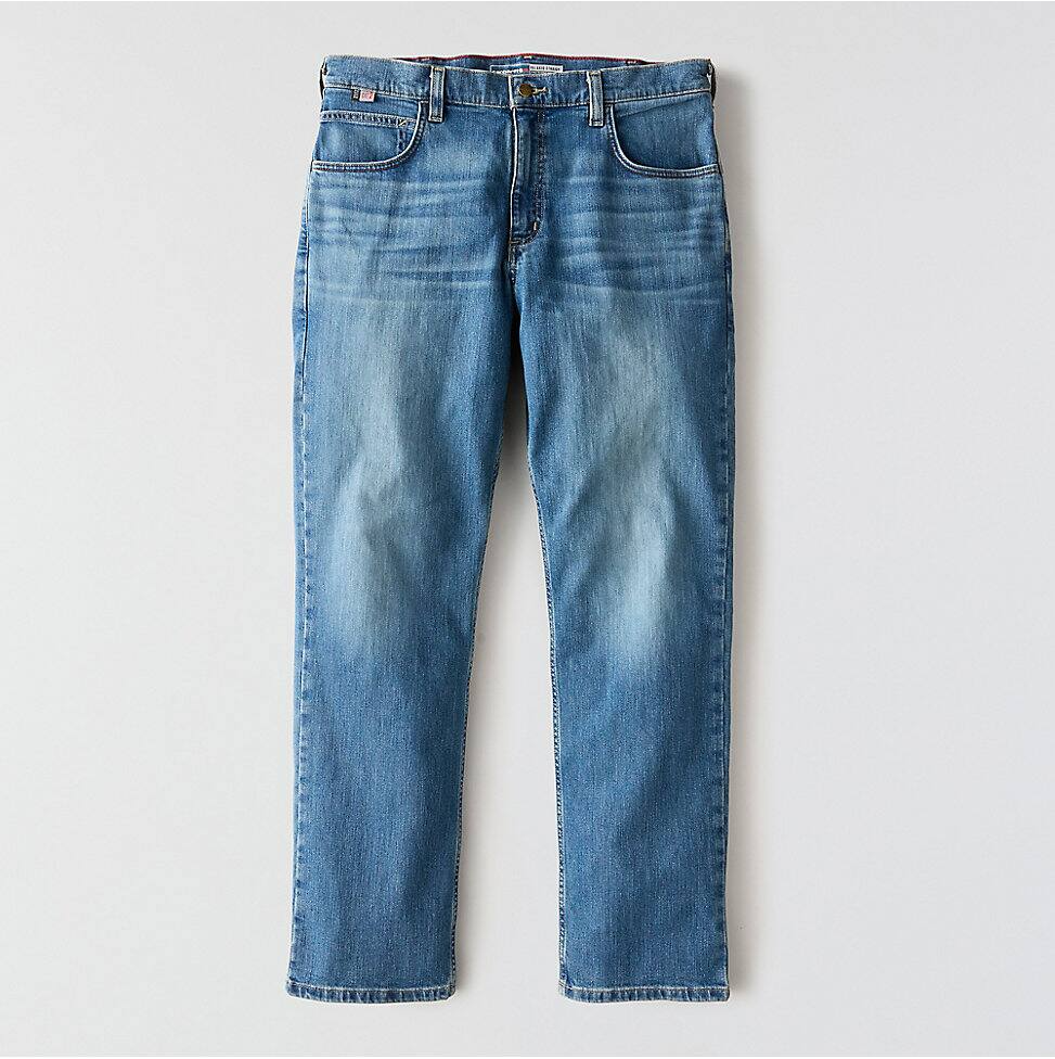 105079 | FR Relaxed Straight Rugged Flex Jean
